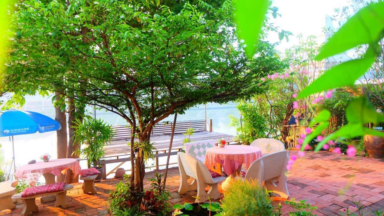 Loy Manee House Bed & Breakfast Phra Nakhon Si Ayutthaya Exterior photo